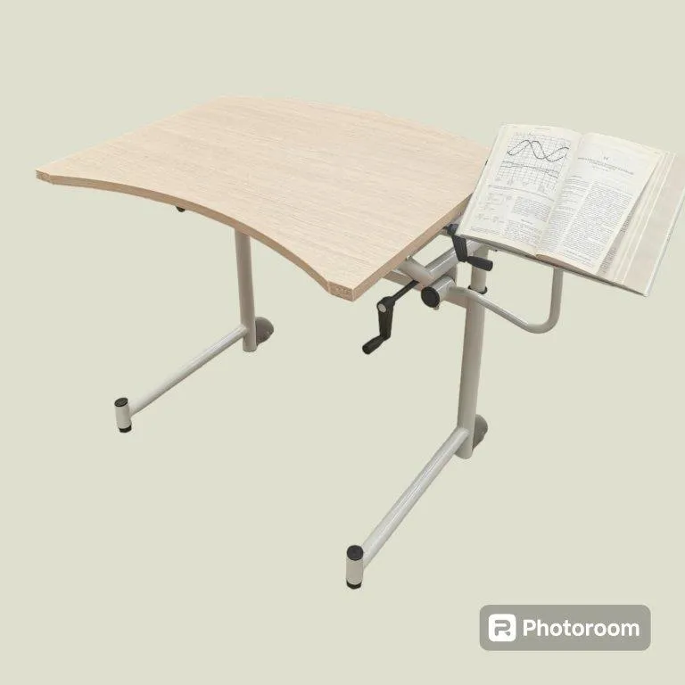 banco antropomorpho con leggio